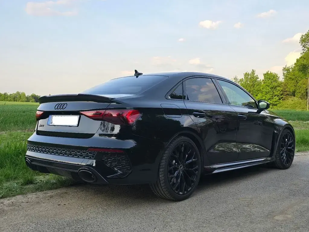 Gebraucht Audi RS3 Sport 400 PS (294 kW) 2023 Schwarz Limousine