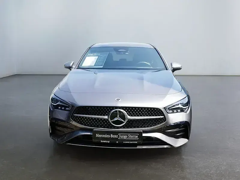 Gebraucht Mercedes CLA200 AMG 150 PS (110 kW) 2025 Grau Limousine