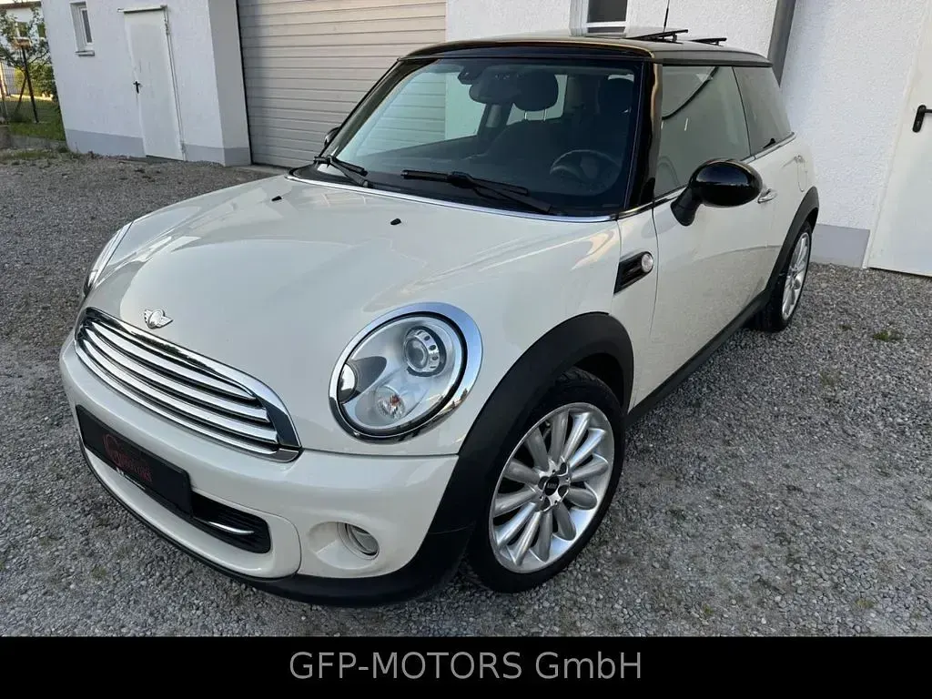 Gebraucht Mini Cooper 122 PS (89 kW) 2012 Weiß Kleinwagen