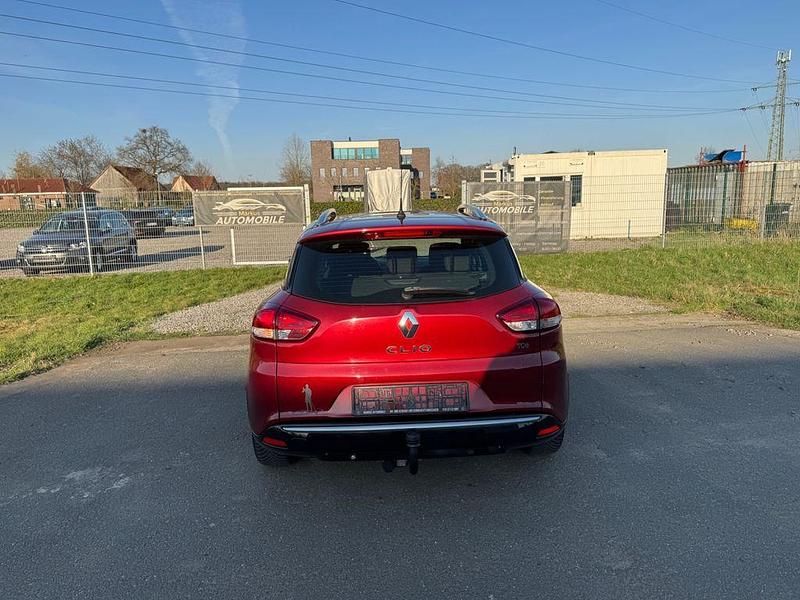 Gebraucht Renault Clio IV LIMITED 90 PS (66 kW) 2016 Rot Limousine