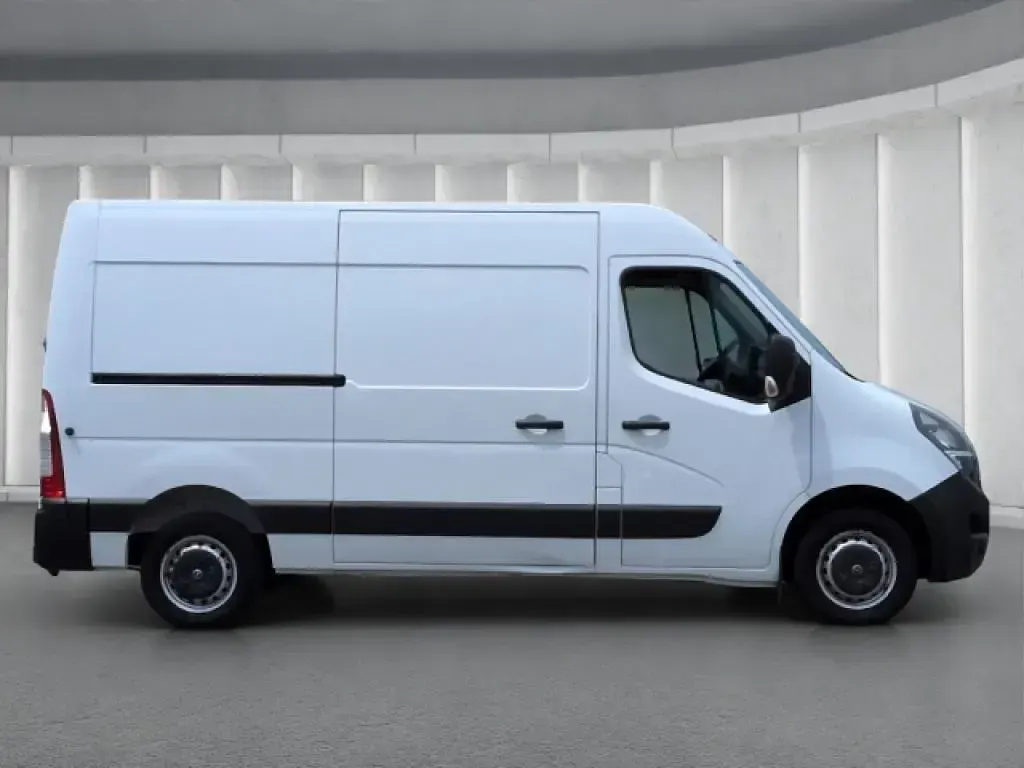 Gebraucht Opel Movano 179 PS (131 kW) 2021 Mineral/polar weiss Van