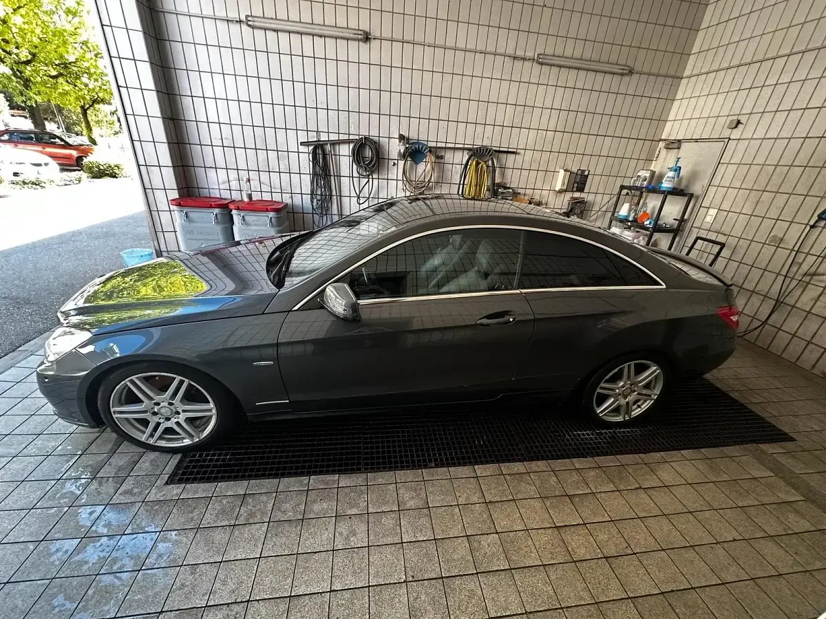 Gebraucht Mercedes E350 231 PS (169 kW) 2010 Grau Coupé