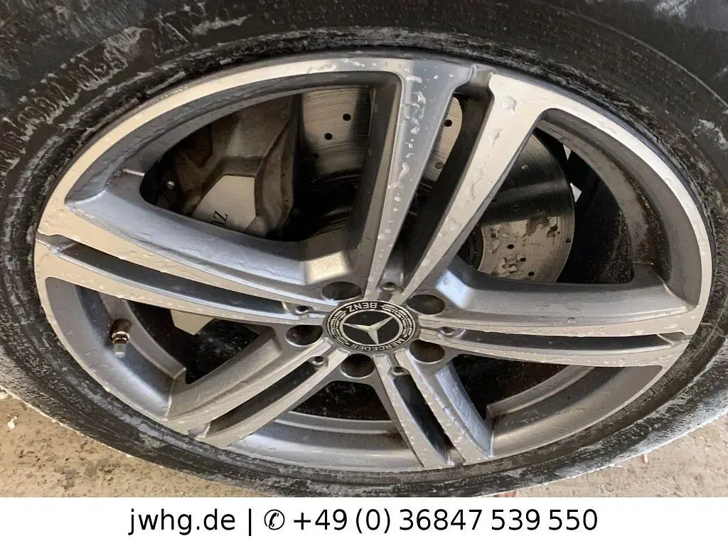 Second-hand Mercedes GLC300e 306 CP (225 kW) 2021 Albastru SUV