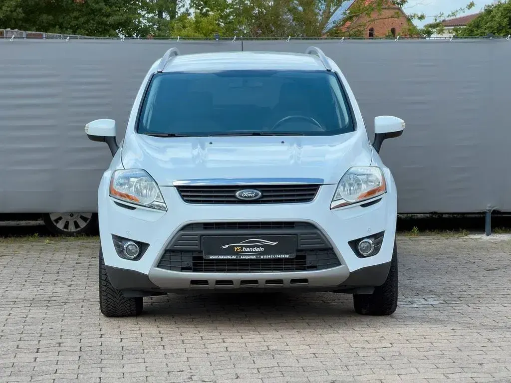Gebraucht Ford Kuga Champions Edition 140 PS (102 kW) 2012 Weiß SUV