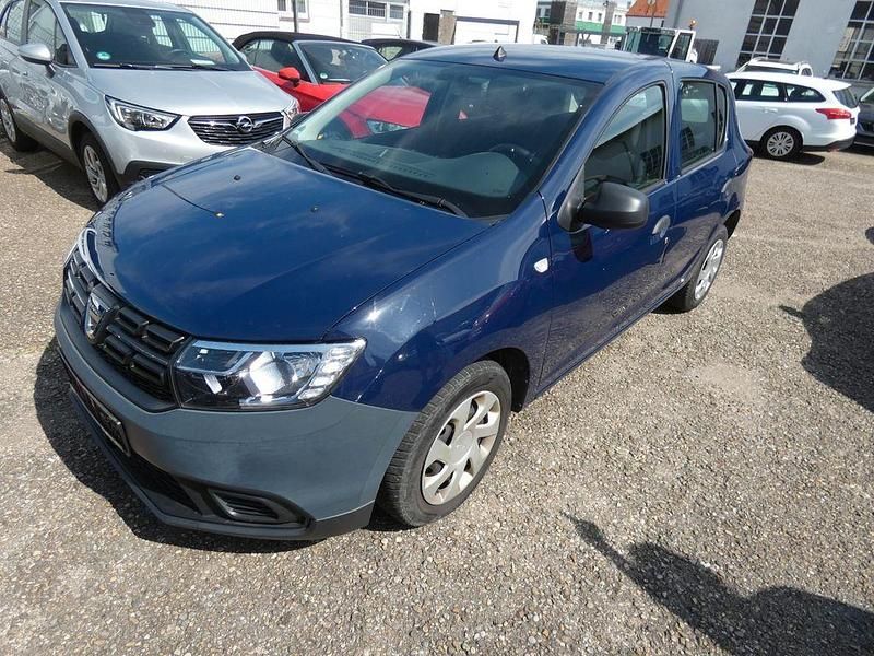 Blau Gebraucht 2020 Dacia Sandero Acces Kleinwagen | 5.990 € - Bild 1/4