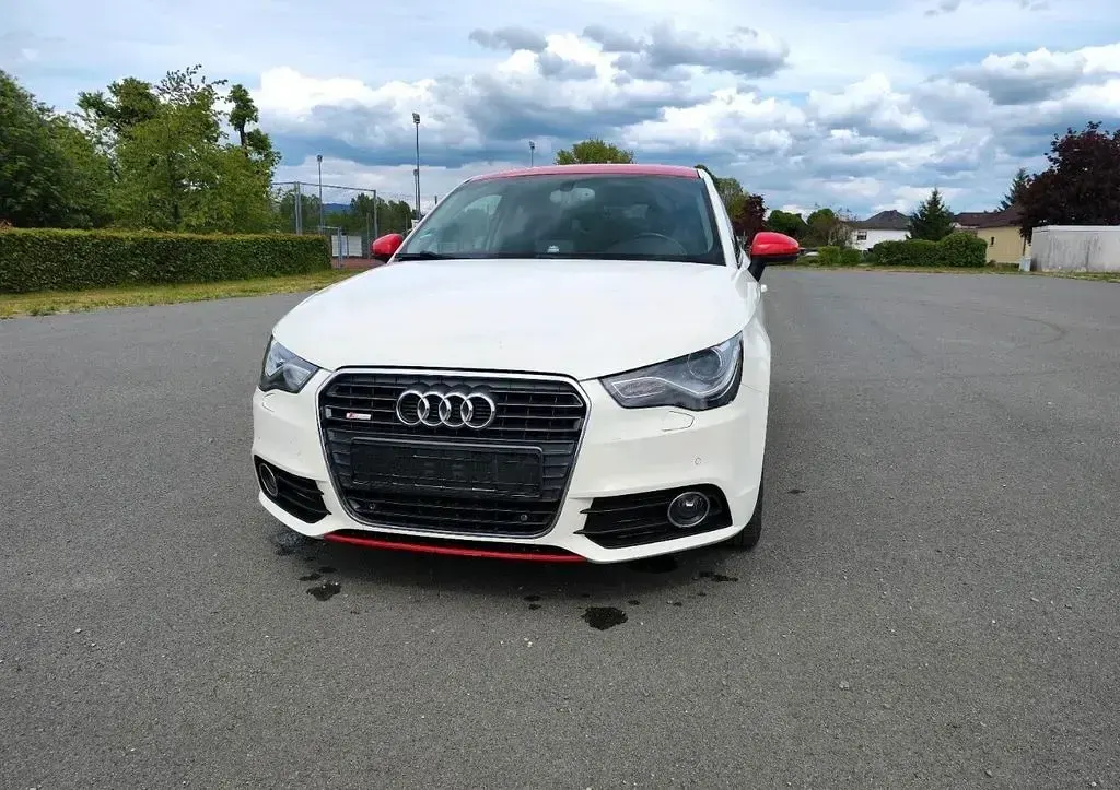 Gebraucht Audi A1 S-Line 122 PS (89 kW) 2011 Weiß Kleinwagen