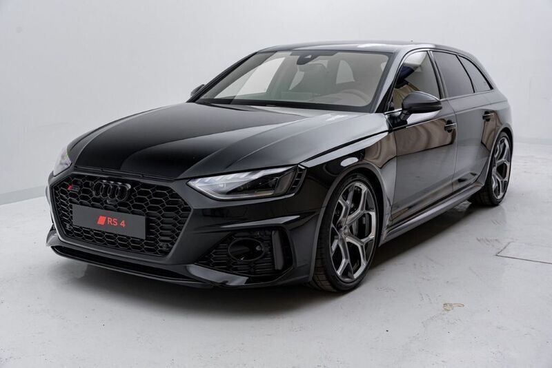 Schwarz Neu 2025 Audi RS4 Sport Kombi | 115.044 € (Guter Preis) - Bild 1/4