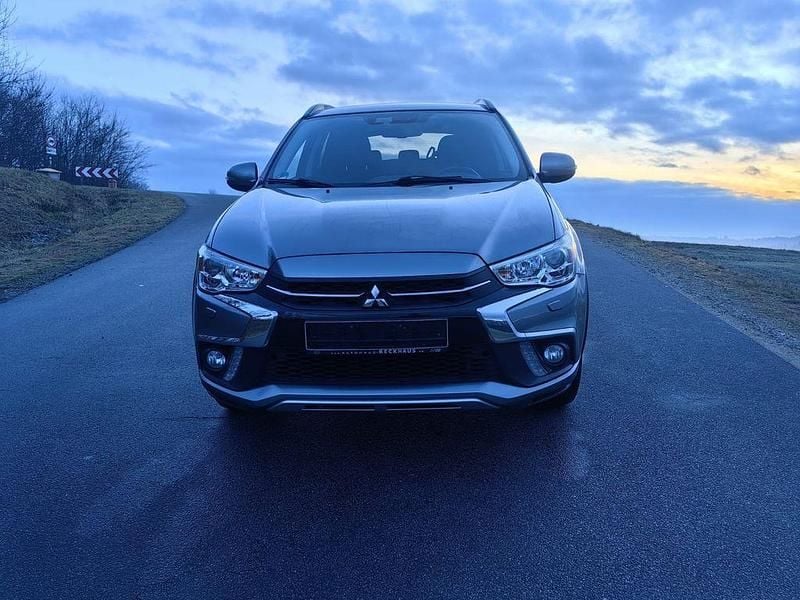 Grau Gebraucht 2019 Mitsubishi ASX Edition+ SUV | 11.650 € (Guter Preis) - Bild 1/4
