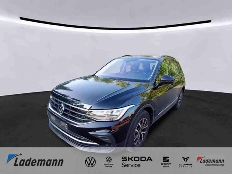 Deep black perleffekt Gebraucht 2022 VW Tiguan Life SUV | 29.386 € (Fairer Preis) - Bild 1/4