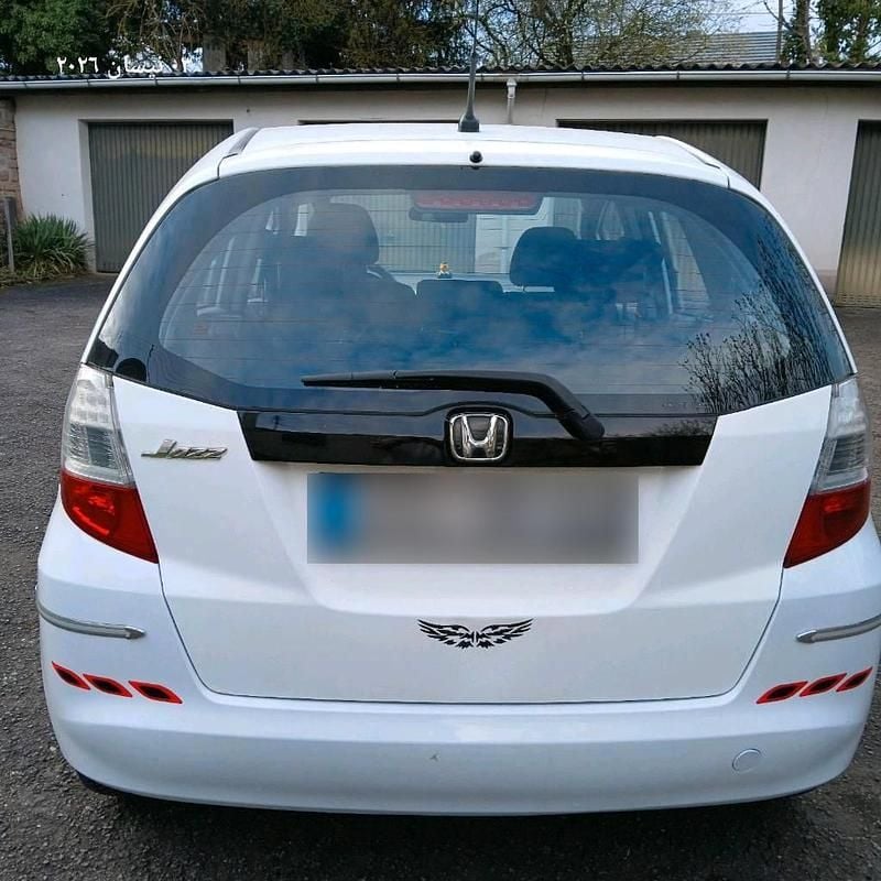 Gebraucht Honda Jazz 90 PS (66 kW) 2011 Weiß Kleinwagen