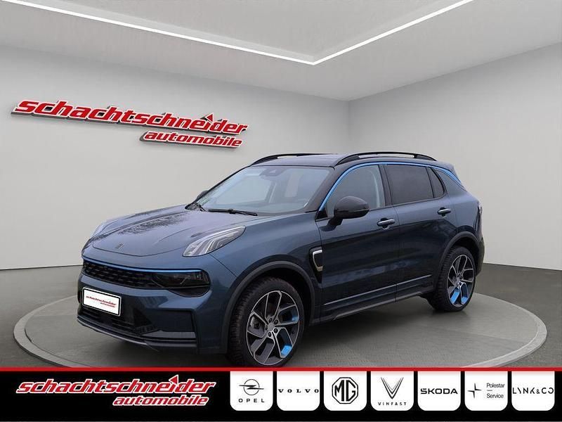 Gebraucht Lynk & Co 01 261 PS (191 kW) 2023 Blue uni, shiny black roof SUV