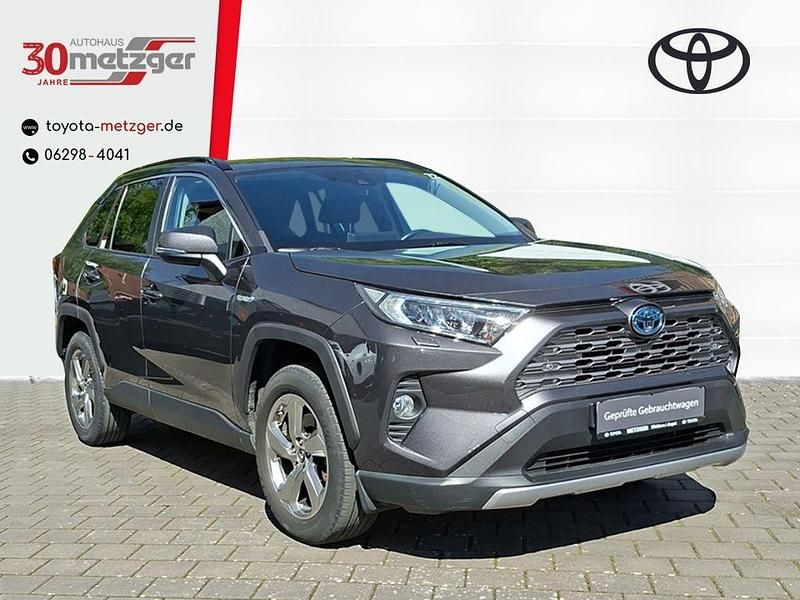 Grau Gebraucht 2019 Toyota RAV4 Hybrid Club SUV | 29.920 € (Etwas zu teuer) - Bild 1/4