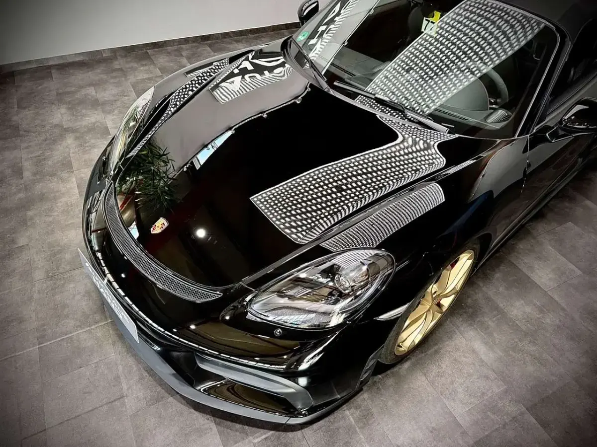 Gebraucht Porsche 718 Spyder 420 PS (308 kW) 2023 Tiefschwarz Cabrio