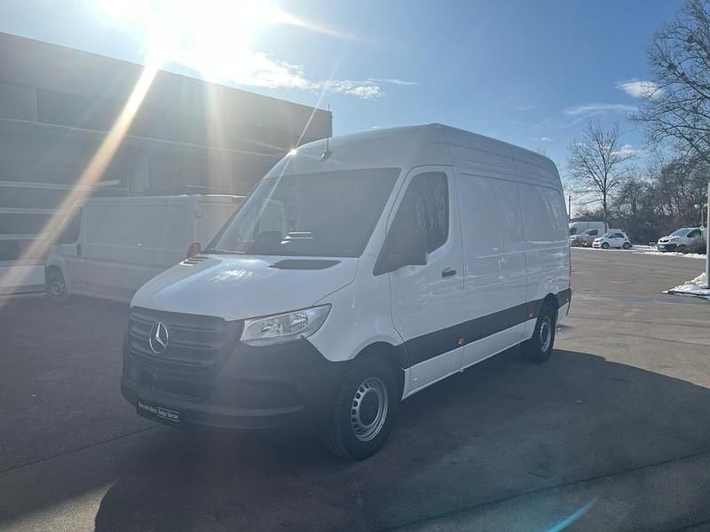 Gebraucht Mercedes Sprinter 170 PS (125 kW) 2025 Arktikweiß Van