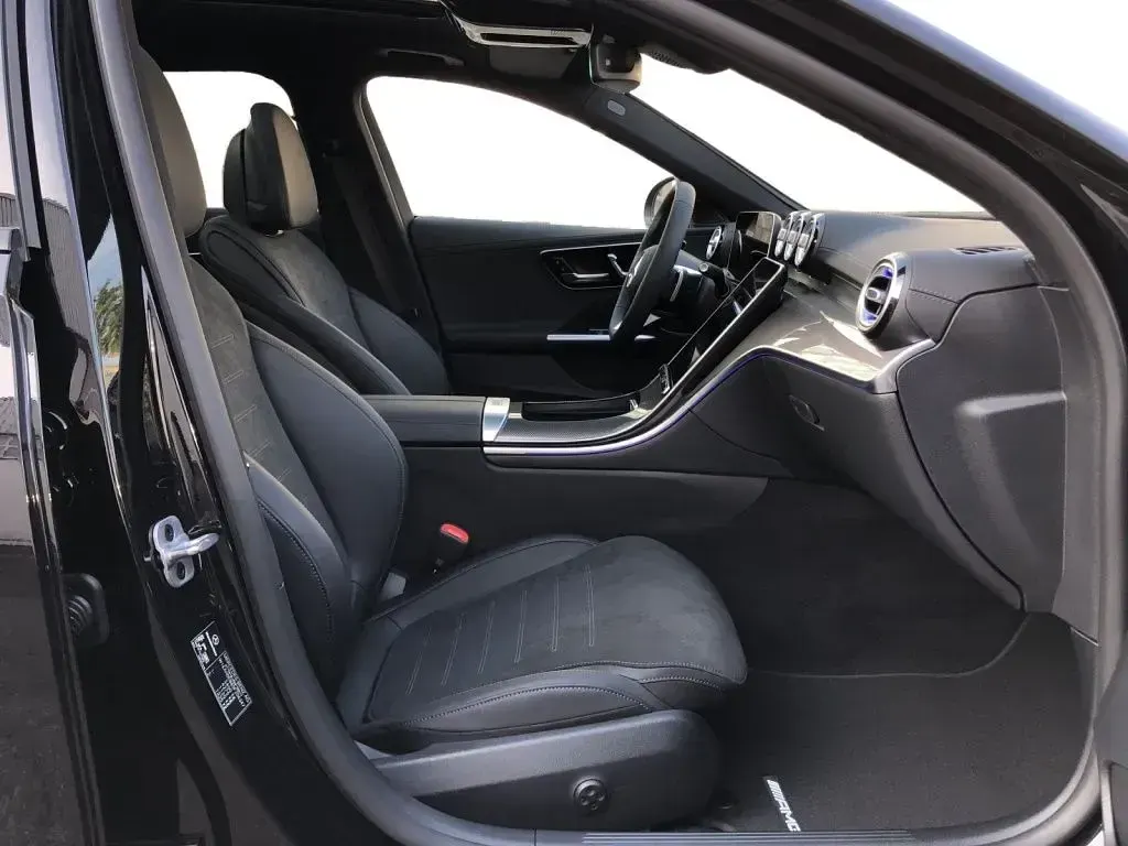 Gebraucht Mercedes C220 AMG 197 PS (144 kW) 2025 Schwarz Kombi