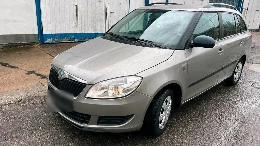 Gebraucht Skoda Fabia 86 PS (63 kW) 2011 Braun Kombi