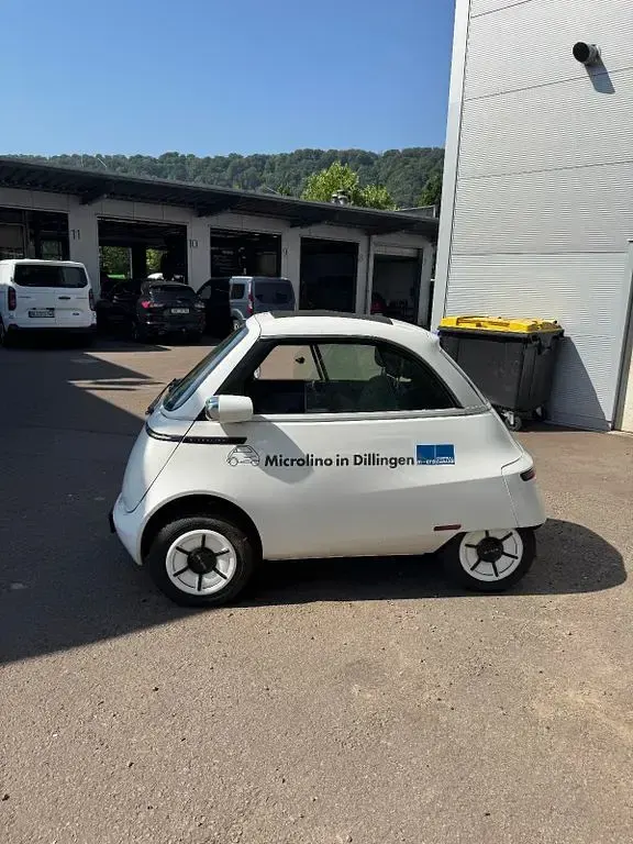 Gebraucht Micro Microlino 13 kW (18 PS) 2024 Weiß Kleinwagen