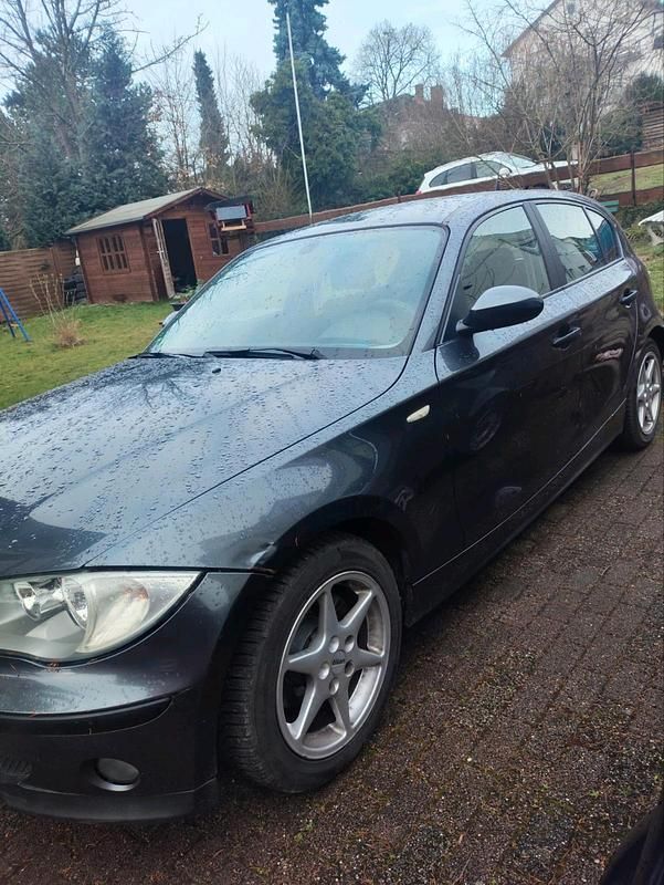 Gebraucht BMW 116 116 PS (85 kW) 2006 Grau Kleinwagen