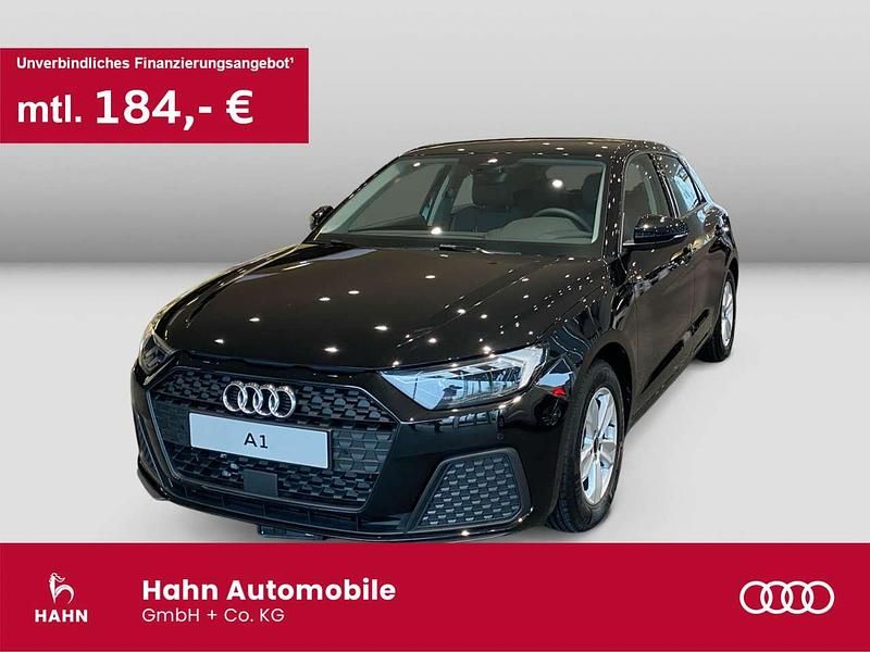 Mythosschwarz metallic Neu 2025 Audi A1 Kleinwagen | 25.308 € (Superpreis) - Bild 1/3