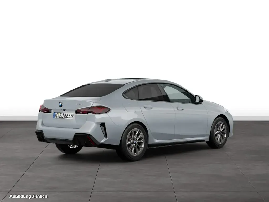 Gebraucht BMW 220 156 PS (114 kW) 2025 Grau Coupé