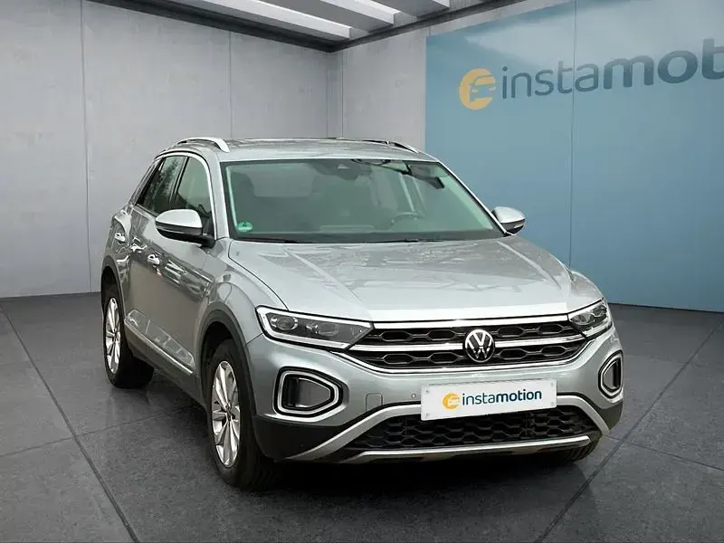 Usata VW T-Roc 116 CV (85 kW) 2023 Argento SUV