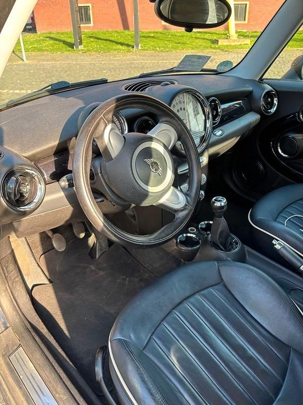 Gebraucht Mini ONE 95 PS (69 kW) 2008 Schwarz Kleinwagen