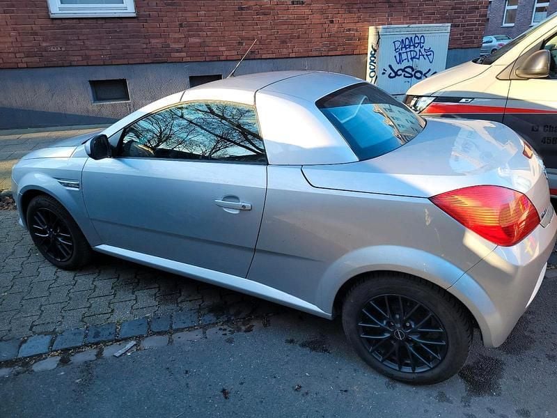 Gebraucht Opel Tigra 90 PS (66 kW) 2006 Grau Cabrio