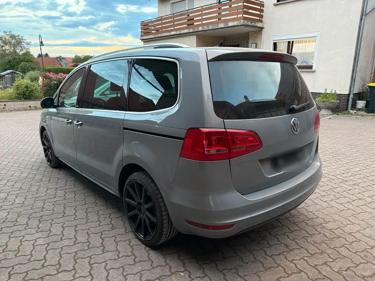 Gebraucht VW Sharan 170 PS (125 kW) 2011 Blau Van / Kleinbus