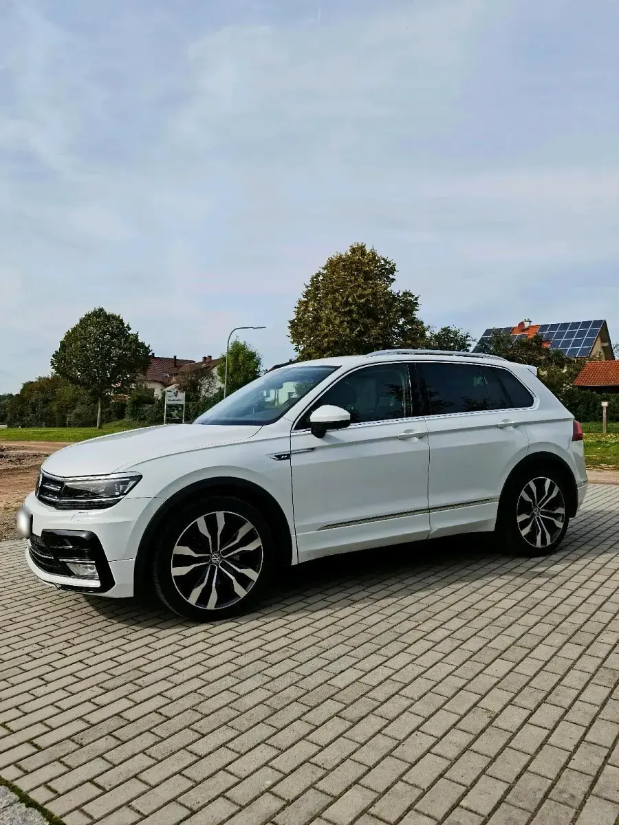 Gebraucht VW Tiguan R-line 150 PS (110 kW) 2016 Weiß SUV