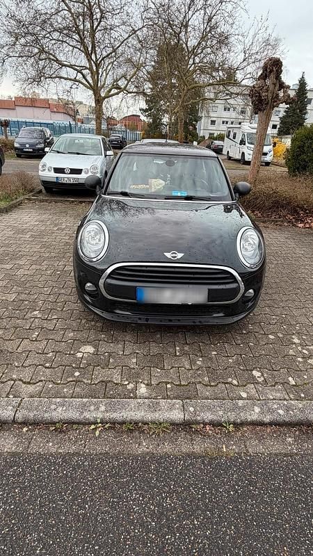 Gebraucht Mini Cooper 102 PS (75 kW) 2018 Schwarz Kleinwagen