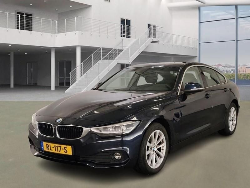 Blau Gebraucht 2018 BMW 420 Gran Coupé Sport Line Coupé | 12.700 € (Superpreis) - Bild 1/3