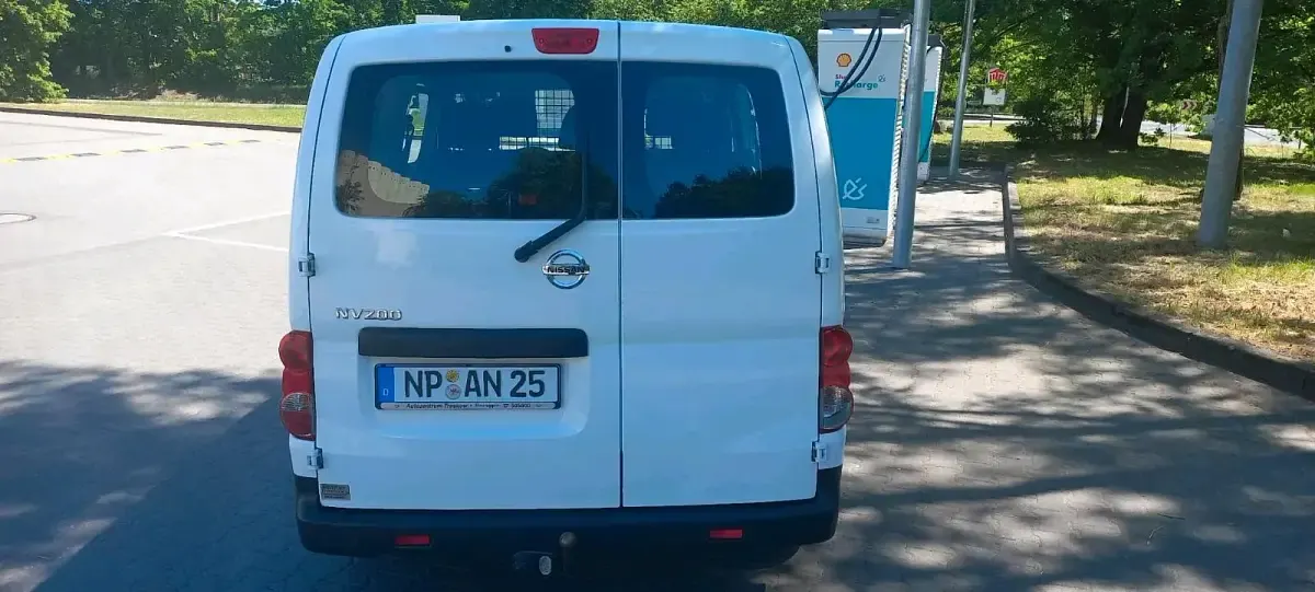 Gebraucht Nissan NV200 90 PS (66 kW) 2017 Weiß Van / Kleinbus