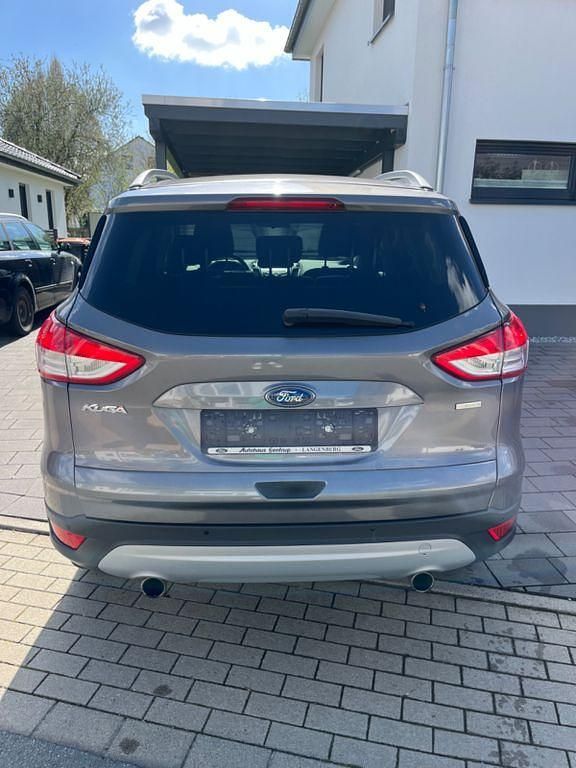 Gebraucht Ford Kuga Trend 150 PS (110 kW) 2014 Schwarz SUV