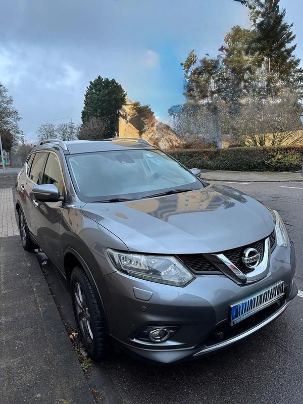 Grau Gebraucht 2014 Nissan X-Trail SUV | 10.500 € (Fairer Preis) - Bild 1/4