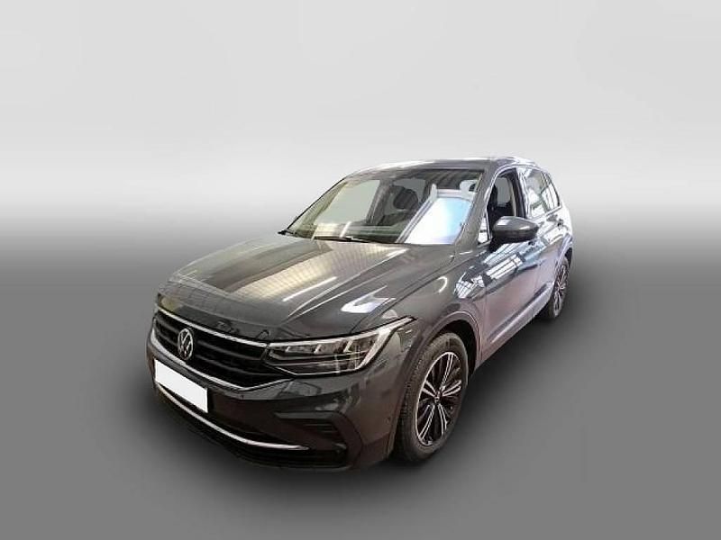 Usata VW Tiguan Active 150 CV (110 kW) 2022 Grigio SUV