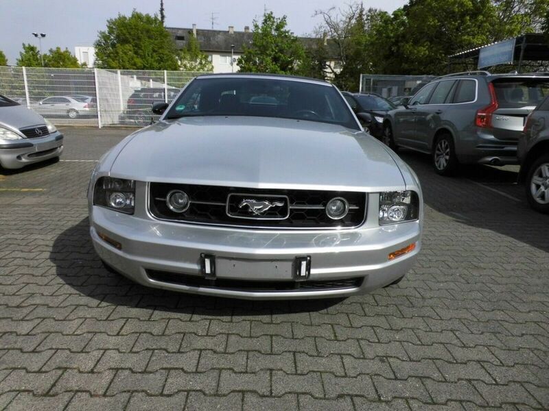 Silber Gebraucht 2006 Ford Mustang Cabrio | 10.300 € (Fairer Preis) - Bild 1/4