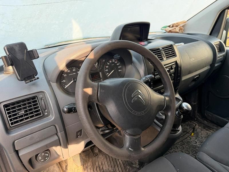 Gebraucht Citroën Jumpy 128 PS (94 kW) 2015 Grau Van / Kleinbus