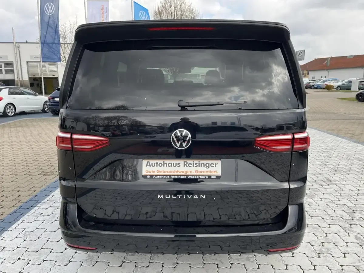 Usata VW Multivan Life 150 CV (110 kW) 2025 Monovolume