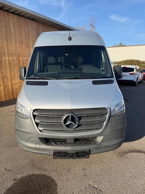 Gebraucht Mercedes Sprinter 163 PS (119 kW) 2020 Silber Van