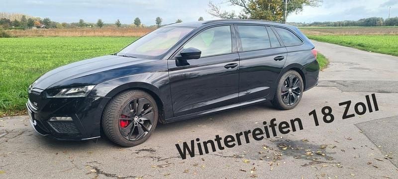 Schwarz Gebraucht 2021 Skoda Octavia RS Kombi | 32.499 € (Fairer Preis) - Bild 1/4