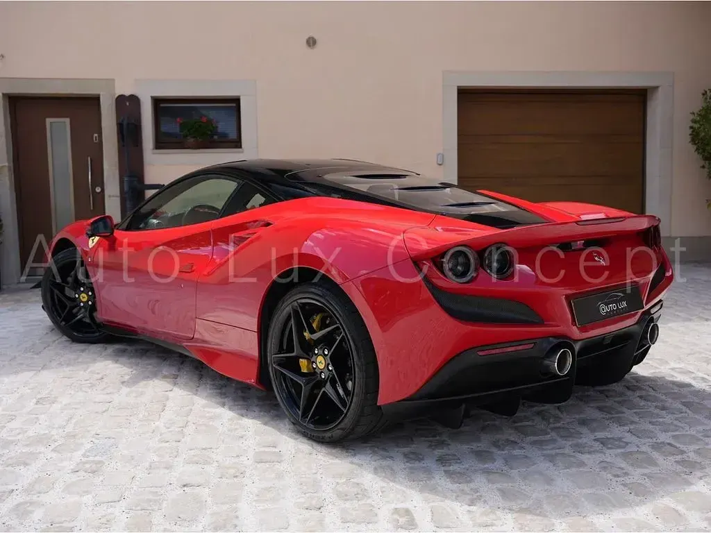 Gebraucht Ferrari F8 721 PS (530 kW) 2021 Rot