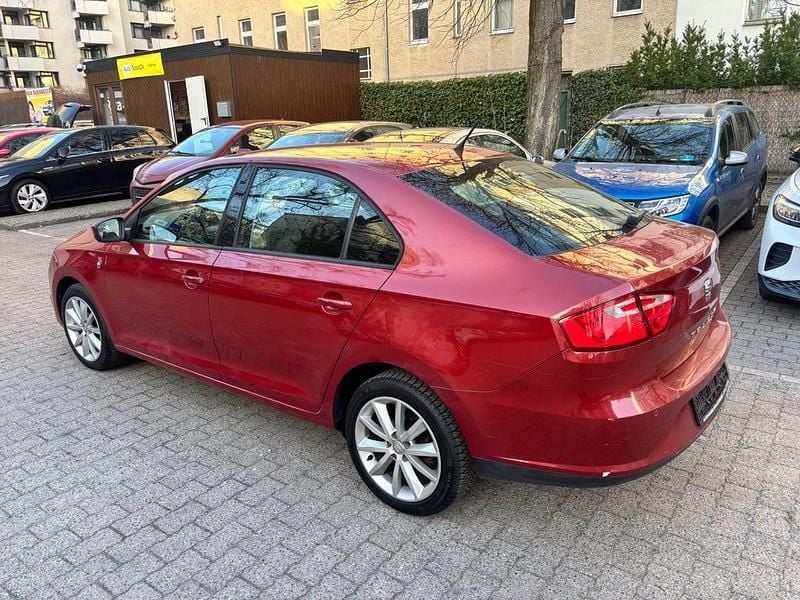 Gebraucht Seat Toledo 86 PS (63 kW) 2013 Rot Kleinwagen