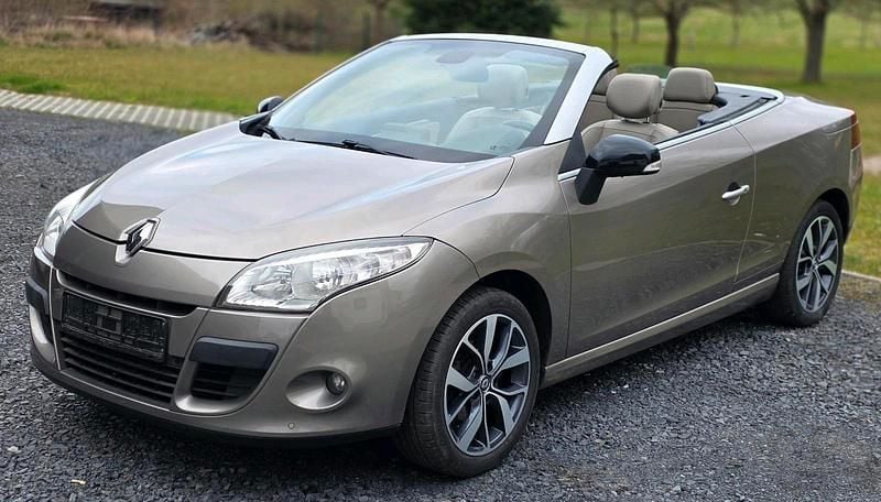 Gebraucht Renault Mégane Cabriolet 130 PS (95 kW) 2010 Gold Cabrio