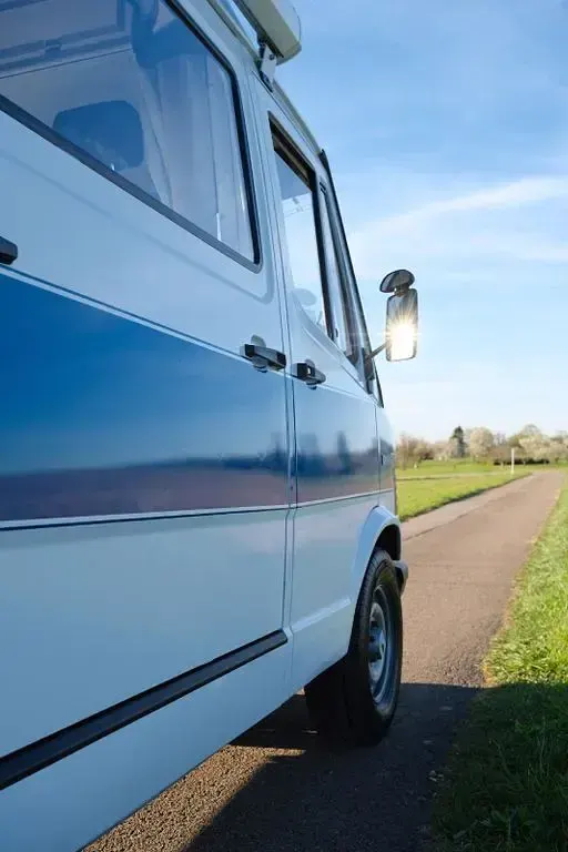 Gebraucht Mercedes T1 95 PS (69 kW) 1995 Weiß Van