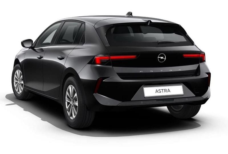 Gebraucht Opel Astra 131 PS (96 kW) 2024 Karbon schwarz metallic Limousine