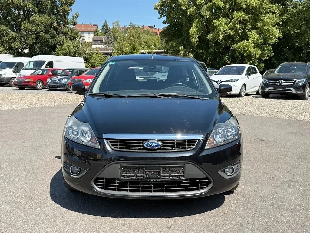 Gebraucht Ford Focus Style 101 PS (74 kW) 2010 Schwarz Limousine