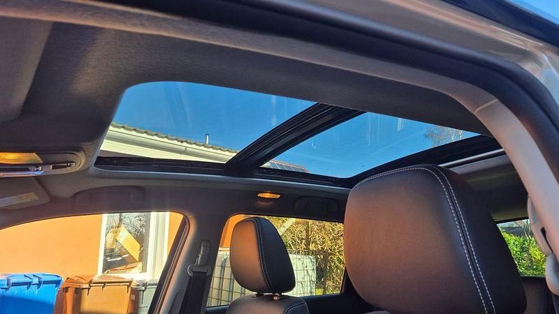 Gebraucht Suzuki Vitara Comfort+ 129 PS (94 kW) 2024 Beige SUV