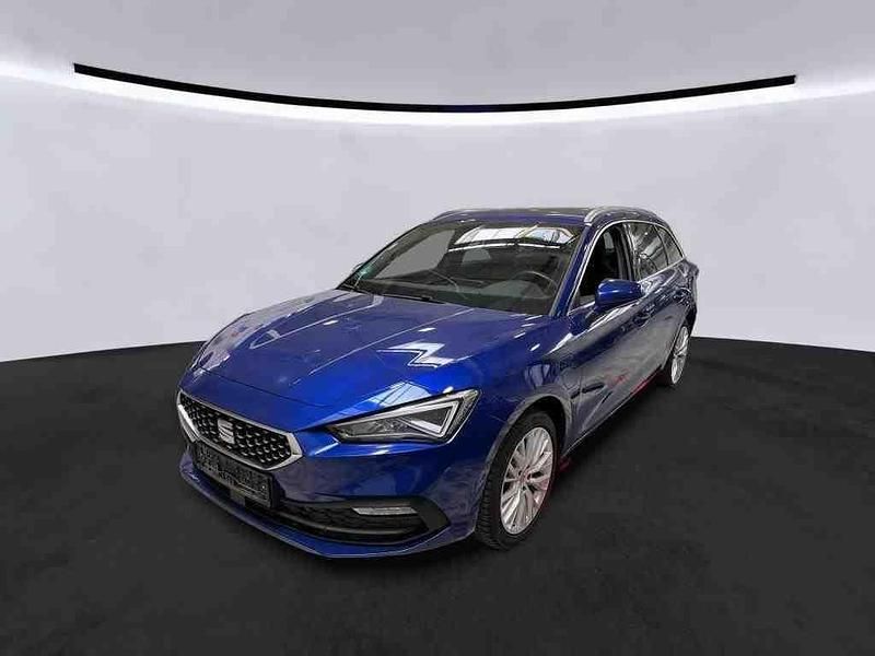 Blau Gebraucht 2021 Seat Leon XCELLENCE Limousine | 17.990 € (Teuer) - Bild 1/4