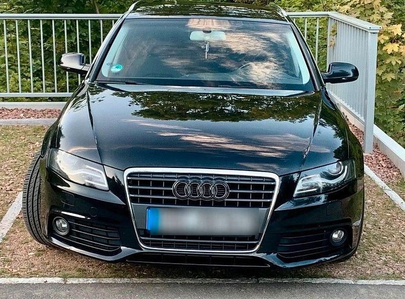 Schwarz Gebraucht 2010 Audi A4 Comfort Kombi | 6.900 € (Fairer Preis) - Bild 1/4