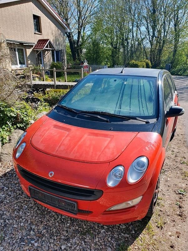 Second-hand Smart ForFour 64 CP (47 kW) 2006 Roșu Hatchback